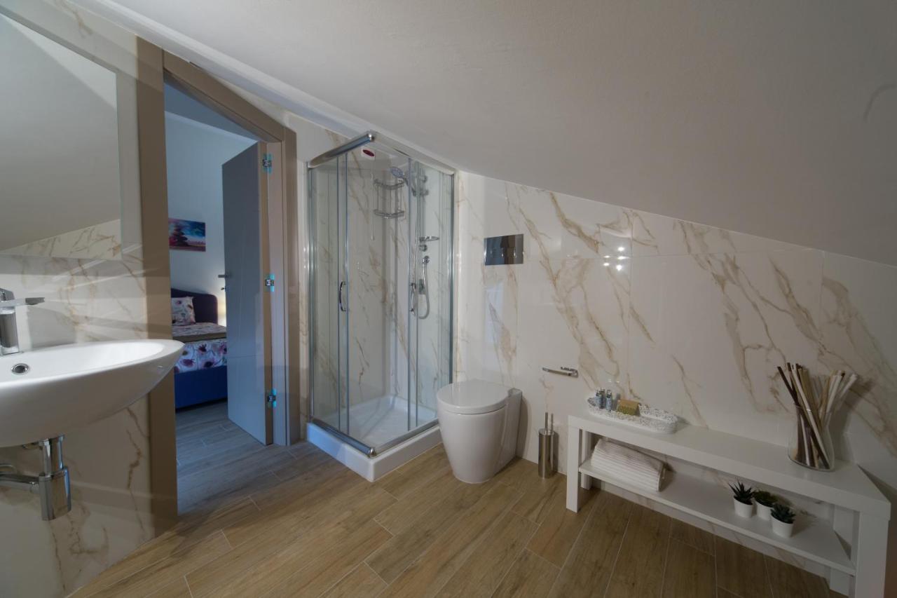 Slow Chic Apartment Beb Policlinico Месина Екстериор снимка