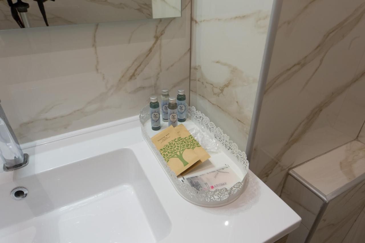 Slow Chic Apartment Beb Policlinico Месина Екстериор снимка