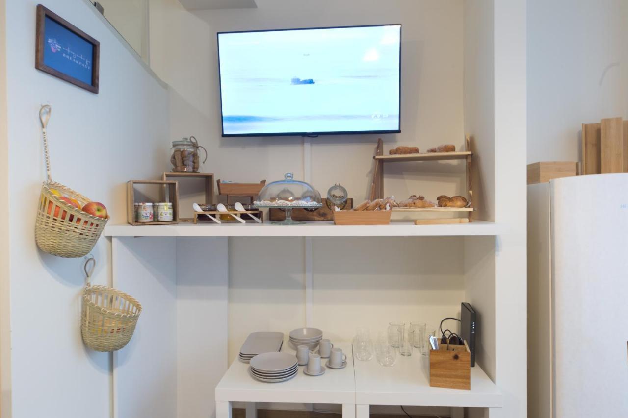 Slow Chic Apartment Beb Policlinico Месина Екстериор снимка